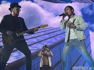 Judika-Setia Band Sukses Pukau Penonton di Acara LPS Financial Festival Medan