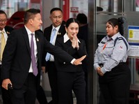 Terancam Lengser, PM Thailand Paetongtarn Tampil Masih Bisa Senyum