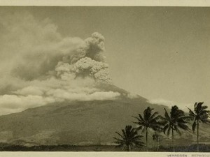 Kala Kiamat Hanguskan Gunung Ciremai