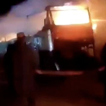 Bus Penuh Penumpang Terbakar Habis Tanpa Sisa, 79 Tewas Hangus