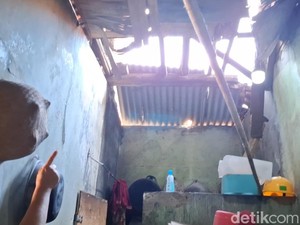 Cerita Warga Purwakarta Rumahnya Rusak akibat Gempa M 4,9 Bekasi