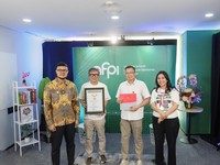 Gelar Podcast Literasi Keuangan 25 Jam Nonstop, AFPI Raih Rekor MURI