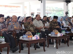BGN Resmikan SPPG di Pesantren Serang, Sebut 60% Anak Belum Dapat Gizi Seimbang