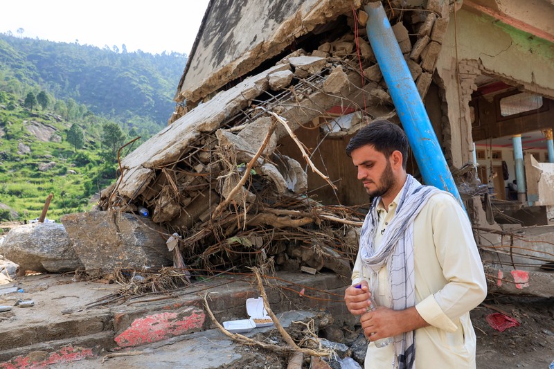 Dampak badai yang menyebabkan hujan lebat dan banjir di wilayah Qadir Nagar, Buner, Pakistan, Kamis (21/8/2025). (REUTERS/Akhtar Soomro) Dampak badai yang menyebabkan hujan lebat dan banjir di wilayah Qadir Nagar, Buner, Pakistan, Kamis (21/8/2025). (REUTERS/Akhtar Soomro)
