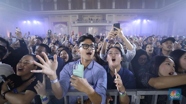 Potret Judika, Setia Band dan Agak Laen Meriahkan LPS Financial Festival