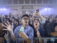 Potret Judika, Setia Band & Agak Laen Meriahkan LPS Financial Festival
