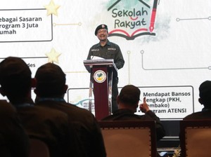 Mensos Sampaikan 3 Kunci Pahami Sekolah Rakyat ke Guru & Kepsek