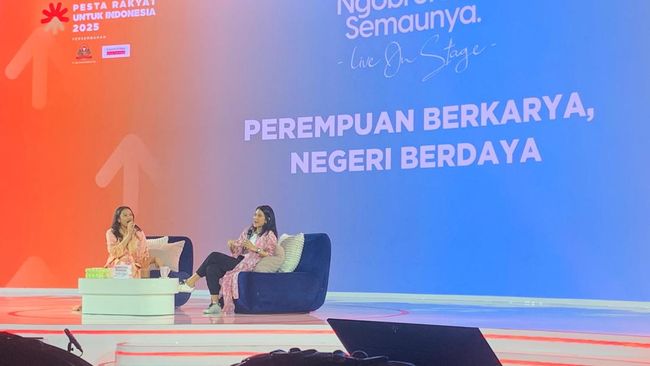 Saat Dian Sastro dan Putri Tanjung Bahas Self-Love hingga Leadership