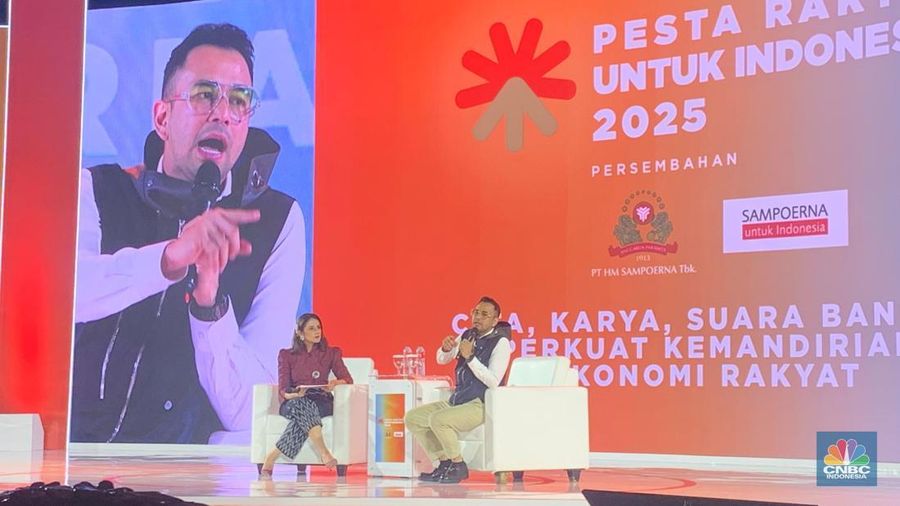Utusan Khusus Presiden Bidang Generasi Muda dan Pekerja Seni, Raffi Ahmad dalam Pesta Rakyat untuk Indonesia 2025 yang digelar PT HM Sampoerna Tbk pada Jumat (22/8/2025)/ (CNBC Indonesia/Fergi Nadira)