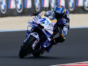 Hasil Sprint Race MotoGP Portugal 2025: Adik Marquez Asapi Murid Rossi