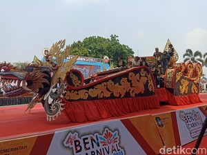 41 Budaya Nusantara Tampil Ciamik di Blitar Ethic Carnival