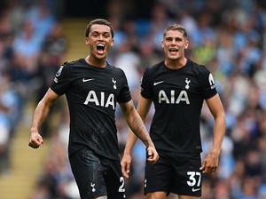 Babak Pertama, Man City Disikat Tottenham 0-2