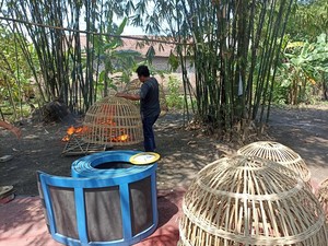 Polisi Gerebek Judi Sabung Ayam di Sidoarjo, Arena Langsung Dibakar