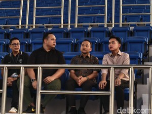 Tinjau GOR Indoor Manahan Solo, Wapres Gibran Singgung soal AC