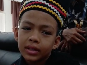 Senyum Dikha Bocah Pacu Jalur Dihadiahi Nintendo: Terima Kasih Melly Mike