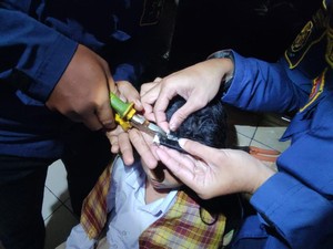 Sisir Terkunci di Rambut, Ortu Siswi TK Minta Bantuan Damkar