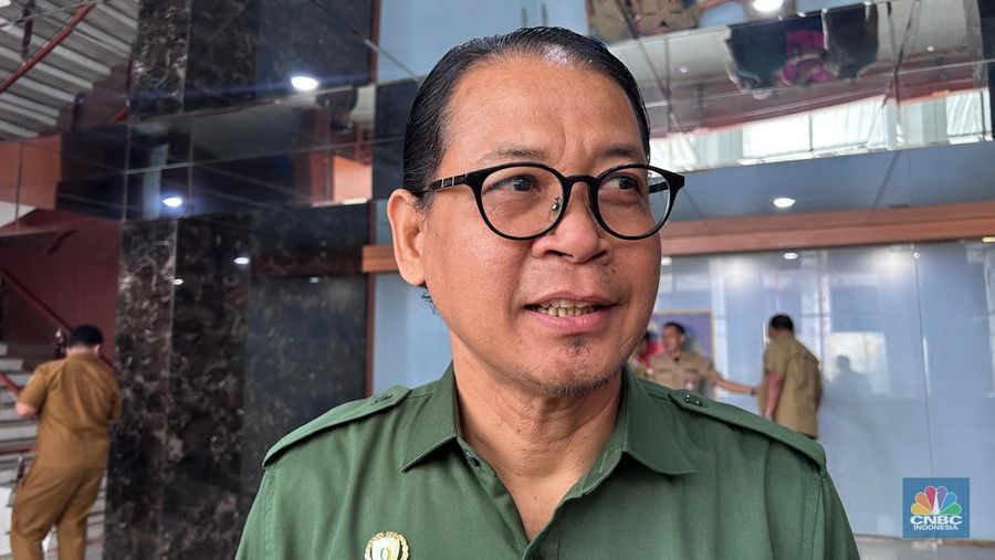 Deputi III Bidang Penganekaragaman Konsumsi dan Keamanan Pangan Badan Pangan Nasional (Bapanas), Andriko Noto Susanto saat ditemui usai Rapat Koordinasi Pengendalian Inflasi Daerah di Kantor Kementerian Dalam Negeri (Kemendagri), Jakarta, Senin (25/8/2025). (CNBC Indonesia/Martyasari Rizky)