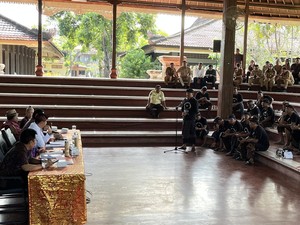 Driver Pariwisata Kembali Geruduk DPRD Bali untuk Tagih Janji Perda ASK