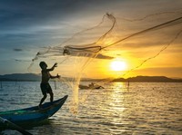 Nelayan Cirebon Mancing di Laut Jawa, Nyangkut Harta Karun Rp720 M