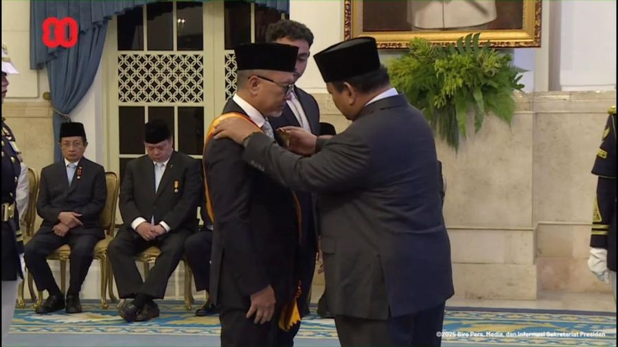 Menteri Perdagangan Zulkifli Hasan dapat Tanda Kehormatan dari Presiden RI, Prabowo Subianto
