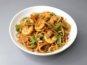 Resep Mie Goreng Udang Harum Bawang Putih yang Sedap