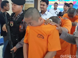 Nyambi Jualan Ganja, Tukang Bubur di Cirebon Diringkus Polisi
