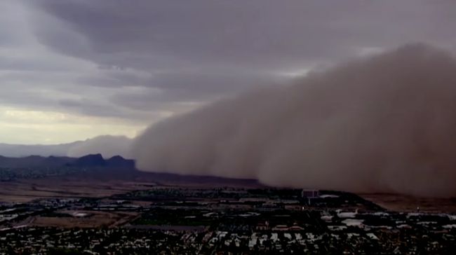 Potret Langit Arizona 'Hilang' Diselimuti Badai Debu Raksasa
