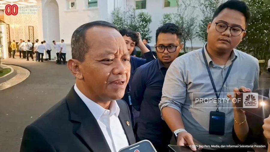 Menteri Energi dan Sumber Daya Mineral (ESDM) Bahlil Lahadalia menyebut aturan pembelian LPG 3 kilogram (kg) menggunakan Nomor Induk Kependudukan (NIK) akan berlaku mulai tahun 2026.