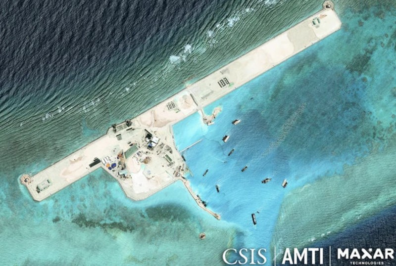 Foto satelit Vietnam percepat pembangunan pulau di Laut China Selatan. (Dok. Maxar Technologies) Foto satelit Vietnam percepat pembangunan pulau di Laut China Selatan. (Dok. Maxar Technologies)