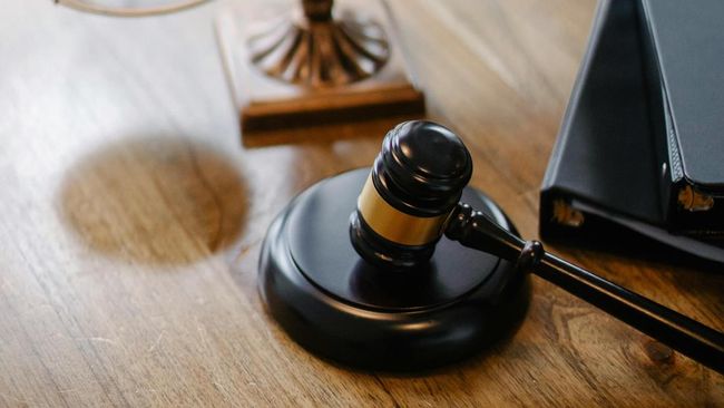 Pengadilan Vonis Mati Pejabat RI Bergaji Besar tapi Tak Becus Kerja