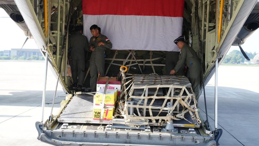 Misi penyaluran bantuan kemanusiaan melalui jalur udara (airdrop) ke Gaza. (Dok. Kementerian Pertahanan)