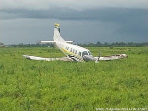Pesawat Bunga Persada Keluar Landasan di Bandara Mimika karena Gangguan Mesin