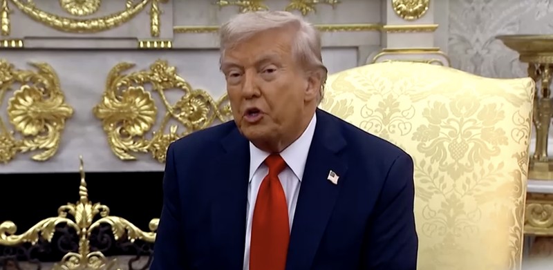 Presiden AS Donald Trump dan Presiden Korea Selatan Lee Jae Myung. (Tangkapoan Layar Video/Reuters)