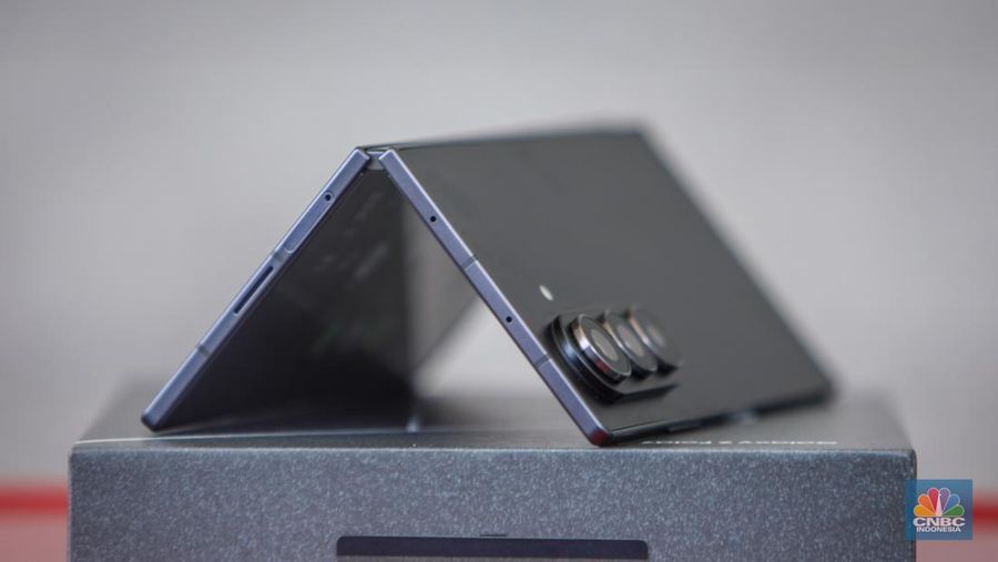 Samsung Galaxy Z Fold7. (CNBC Indonesia/Faisal Rahman)