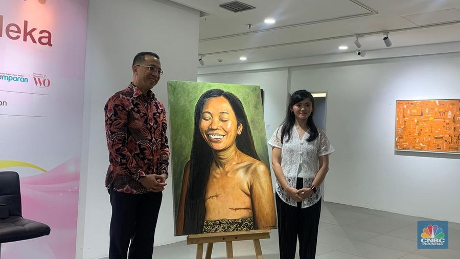 Siloam bersama Selangkah menggelar lelang pameran lukisan yang hasil penjualannya digunakan untuk screnning kanker payudara di Indonesia. Pameran digelar 26-28 Agustus 2025 di Goobal Auction, Jakarta. (CNBC Indonesia/ fergi)