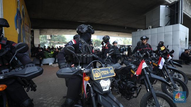 Dijaga Brimob, Potret Pos Polisi Slipi Dibakar Massa Demo 25 Agustus