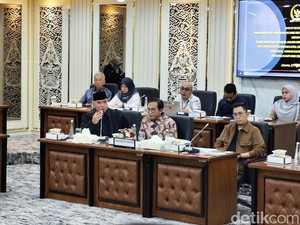 Dhani Seret Jokowi soal Royalti Musik: Penyanyi Kaya Raya, Komposer Melarat