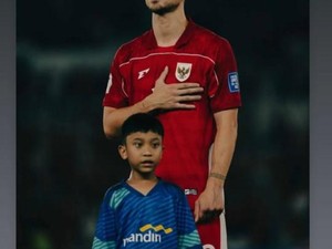 Bobotoh Salfok ke Tom Lembong Saat Persib Rekrut Thom Haye