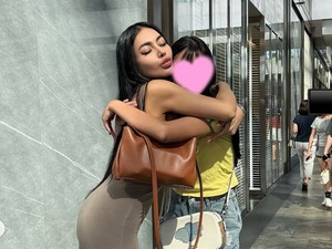 Denada dan Tantangan Membesarkan Aisha yang Beranjak Remaja