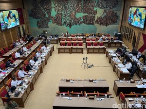 Komisi X DPR Beri Selamat Mendiktisaintek Jabat Kepala Badan Industri Mineral