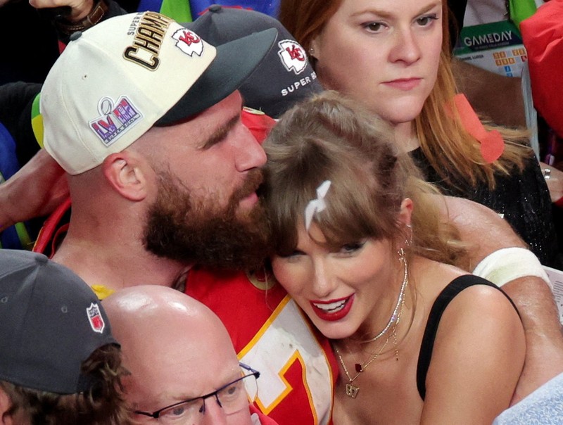 MUSIC-TAYLOR SWIFT/ENGAGEMENT Sebuah unggahan Instagram bertuliskan