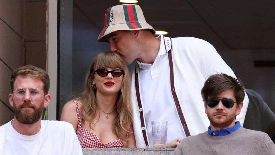 MUSIC-TAYLOR SWIFT/ENGAGEMENT Sebuah unggahan Instagram bertuliskan