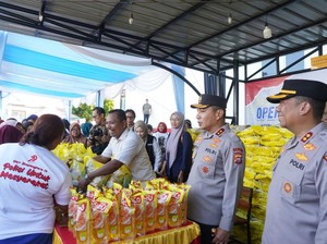 Polda Riau Hadirkan GPM di Pelalawan, 7 Ton Beras Habis Terjual