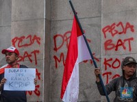 Suasana Terbaru Demo di DPR, Massa Buruh Pulang-Mahasiswa Datang