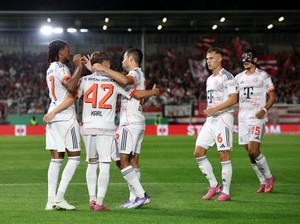 Hasil DFB-Pokal: Bayern Kalahkan Wehen 3-2