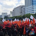 Di Balik Cuan Bisnis Outsourcing, Buruh Asia yang Jadi Korban?