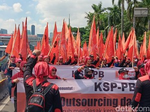 Buruh Sakit Hati, Penghasilan Anggota DPR 35 Kali Lebih Besar dari Gaji Mereka