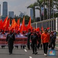 Ada Demo Buruh Depan DPR, Akses Keluar Tol Slipi Ditutup Sementara 