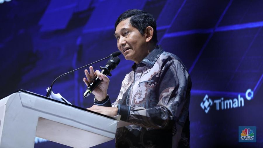 Direktur Utama MIND ID, Maroef Sjamsoeddin dalam acara MINDIALOGUE Sharing Session with Environtment Minister dengan tema “Korporasi Hebat, Alam Selamat” di Soehana Hall energy building, Jakarta, Kamis (28/8/2025). (CNBC Indonesia/Tri Susilo)