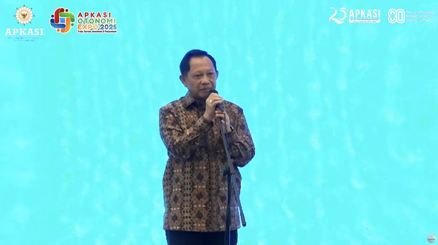 Menteri Dalam Negeri RI,  Tito Karnavian dalam acara Pembukaan Apkasi Otonomi Expo 2025. (Tangkapan Layar Youtube)